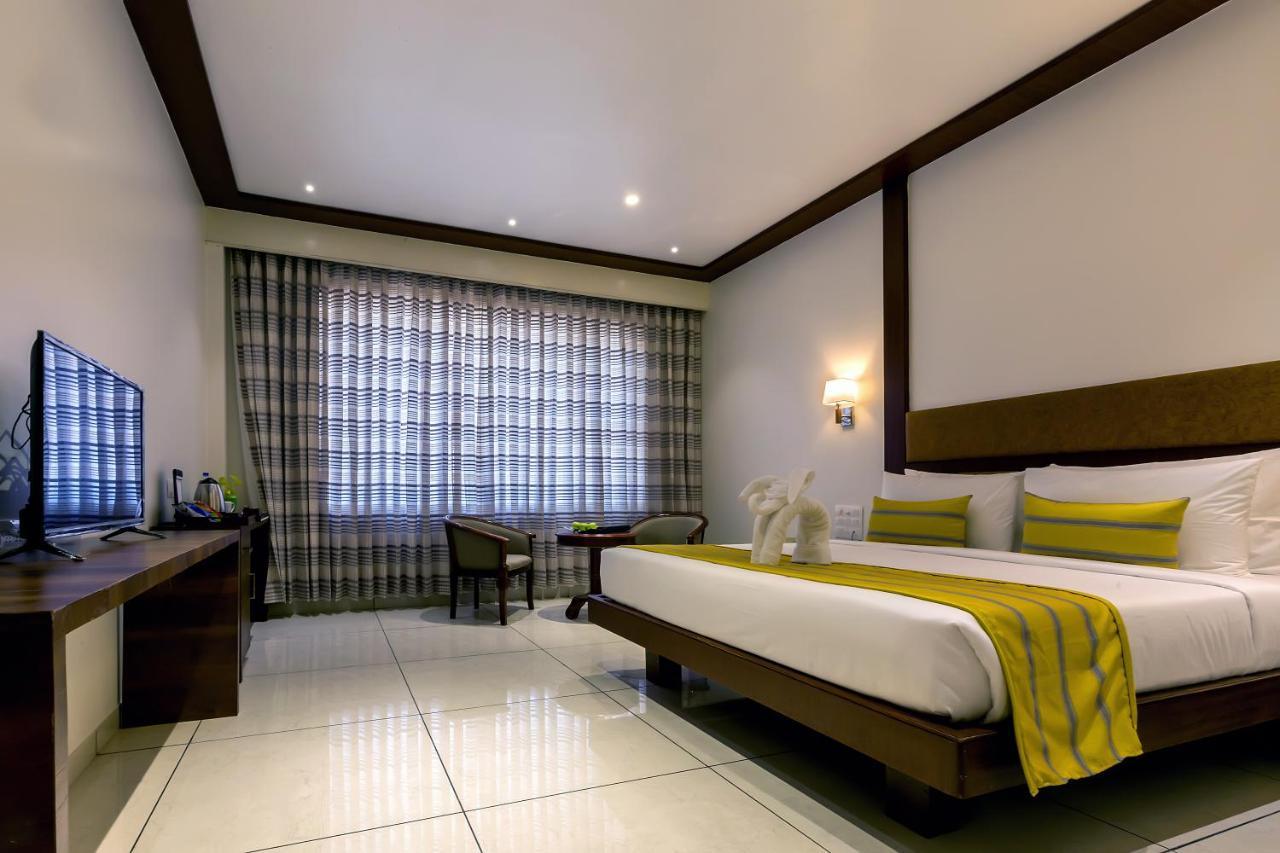 The Fern Residency Vijayapura Hotel Bídzsápur Kültér fotó