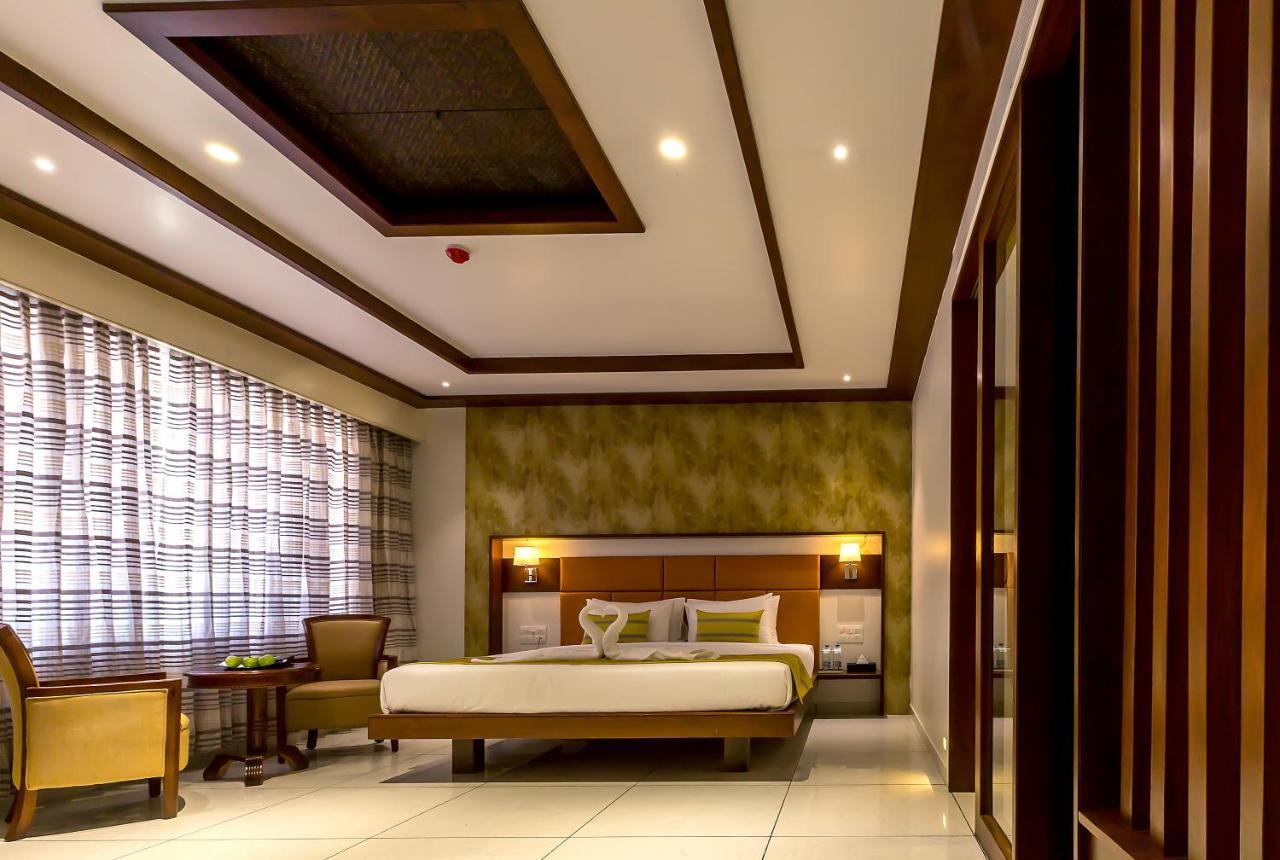 The Fern Residency Vijayapura Hotel Bídzsápur Kültér fotó