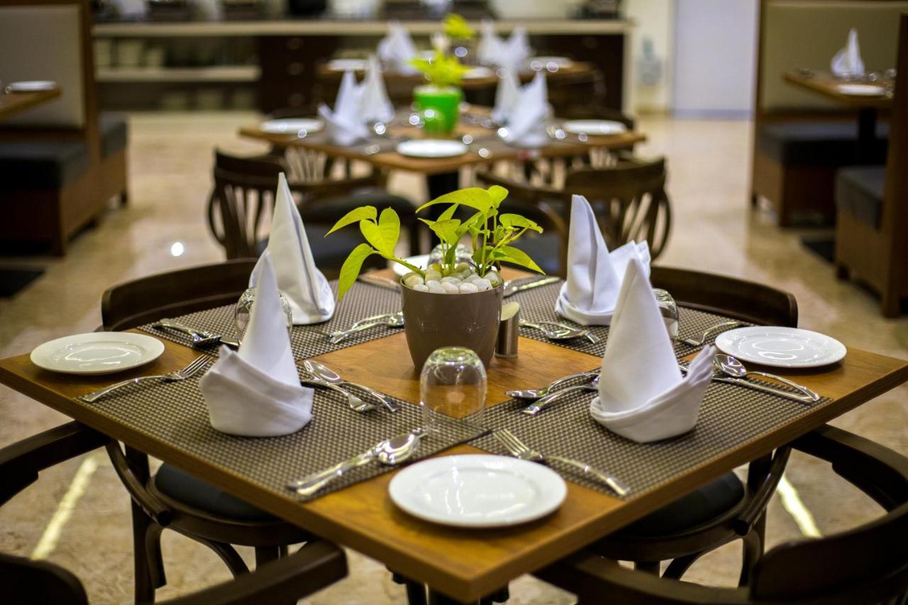 The Fern Residency Vijayapura Hotel Bídzsápur Kültér fotó